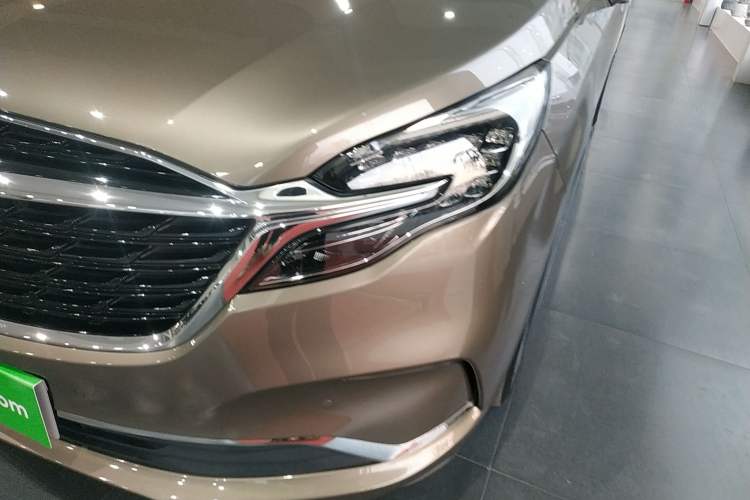 Used Buick GL8 2020 ES Land Cruiser 653T Luxury Model