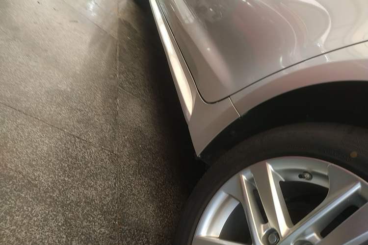 Used Toyota Levin 2019 Dual-Engine 1.8H E-CVT Luxury Edition China VI Standard
