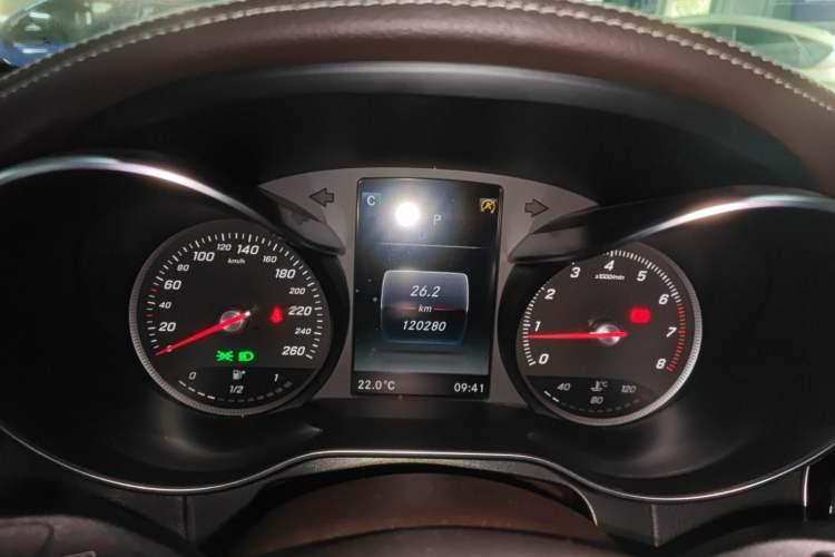 Used Mercedes-Benz GLC 2018 GLC 260 4MATIC Dynamic Edition