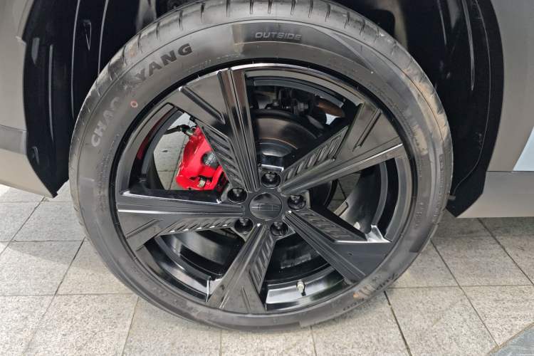 Used Geely Auto Emgrand X7 Sport 2024 1.5TD Prestige Edition
