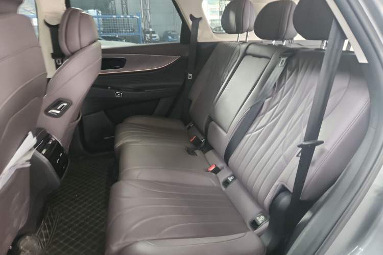 Used Chery Tiggo 9 C-DM 2025 1.5T 106KM Ultra-Enjoyment Version 5 Seats Lithium Iron Phosphate
