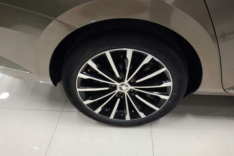 Used Skoda Superb 2016 TSI330 DSG Smart Drive Edition