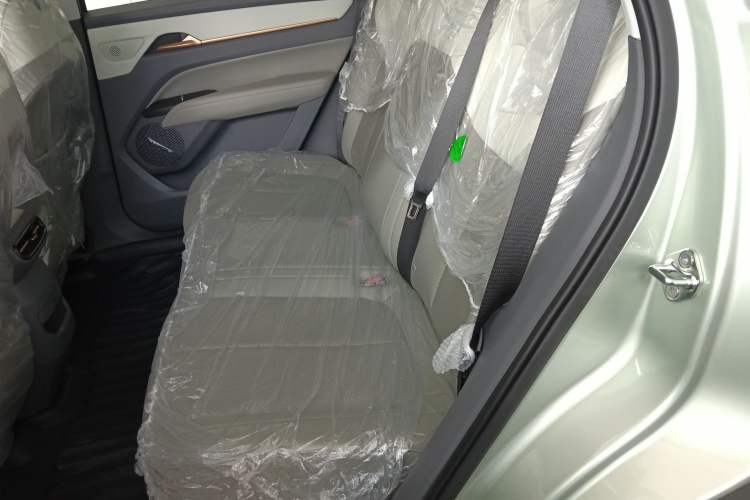 Used Bestune Yueyi 03 2025 565km Premium Edition