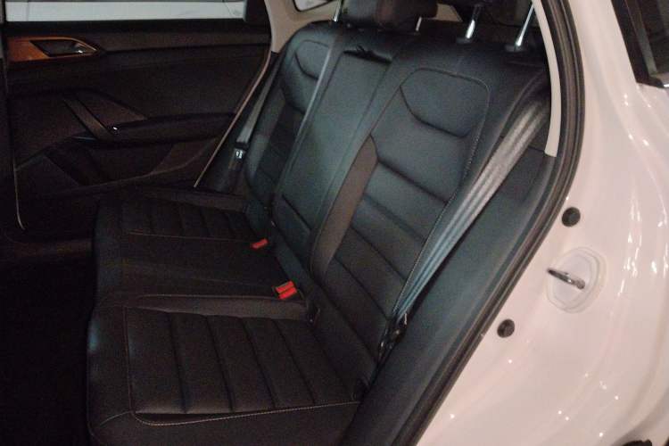 Used Volkswagen Tharu 2022 330TSI Four-Wheel Drive Luxury Edition
