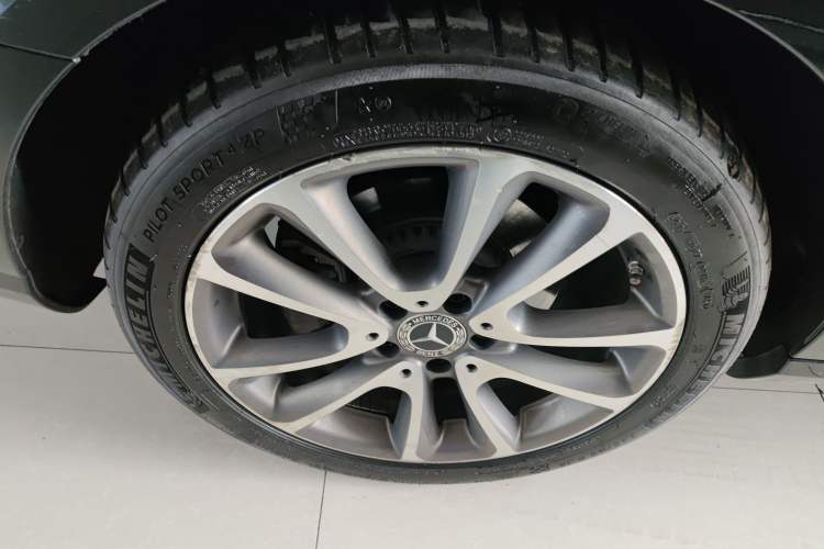 Used Mercedes-Benz E-Class 2019 Facelifted E 300 L Stylish Version
