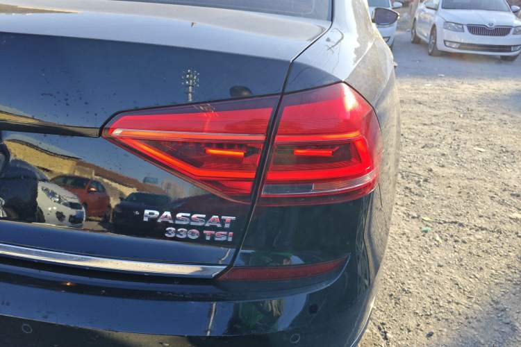 Used Volkswagen Passat 2016 330TSI DSG Prestige Edition
