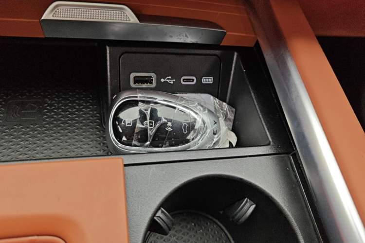 Used Wey Lanshan 2025 Four-Wheel Drive Max
