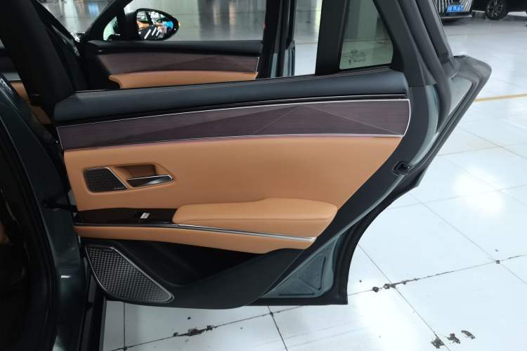 Used BYD Han L 2025 DM-p Four-Wheel-Drive LiDAR Flagship Model
