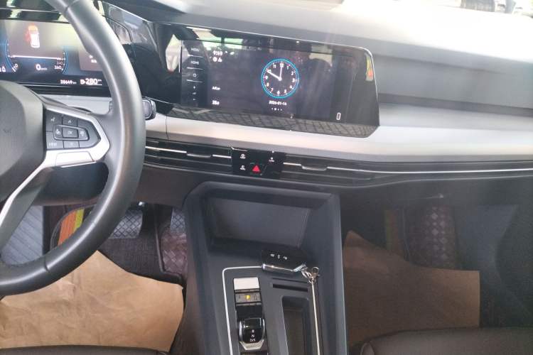 Used Volkswagen Golf 2023 280TSI DSG Pro
