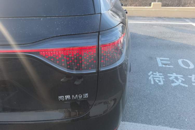 Used Hima AITO M9 2024 All-Electric Ultra Version 100 kWh 6-Seater Model
