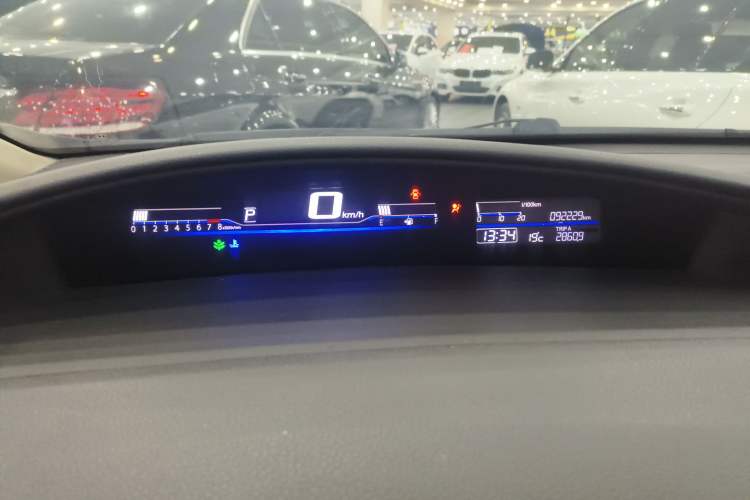 Used Honda Jade 2014 1.8L Automatic Comfort Elite Version 5 Seats
