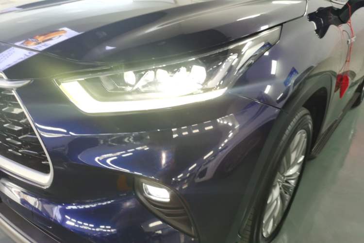 Used Toyota Highlander 2022 Dual-Engine 2.5L Four-Wheel Drive Prestige Version 7 Seats