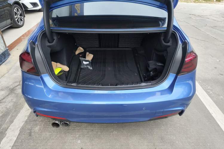 Used BMW 3 Series 2018 320Li Leading Model M Sport Package