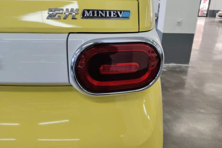 Used Wuling Hongguang MINIEV 2024 3rd Generation 215km Youth Edition