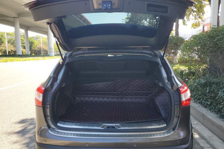 Used Nissan Qashqai 2016 2.0L CVT Elite Edition