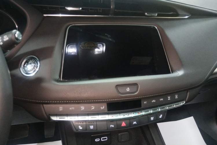 Used Cadillac XT4 2022 28T Two-Wheel Drive Prestige Version