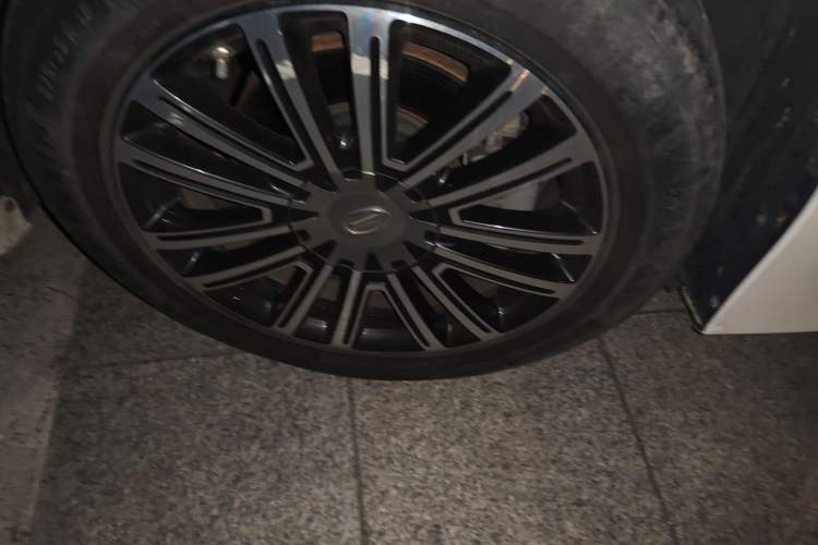 Used GAC Trumpchi M8 2021 Lingxiu Series 390T Deluxe Edition
