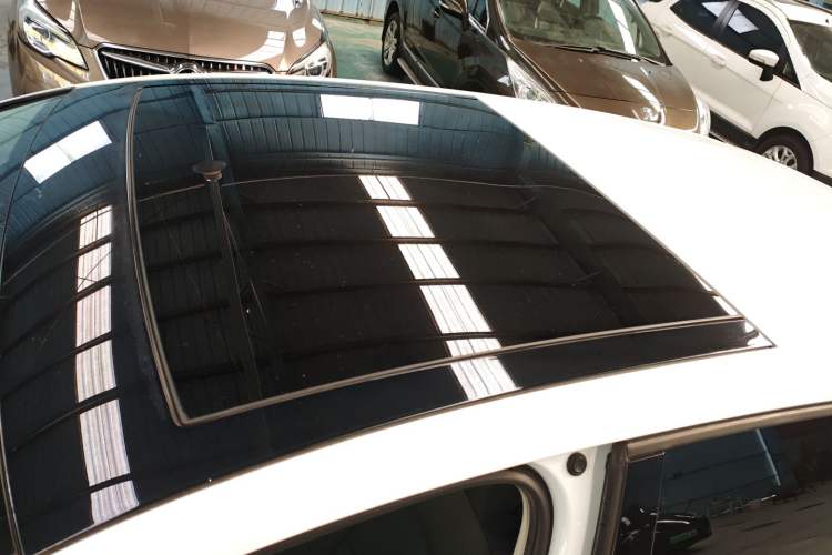 Used Volkswagen Golf 2017 230TSI Automatic Comfort Edition – Celebrating Milestone of One Million Units
