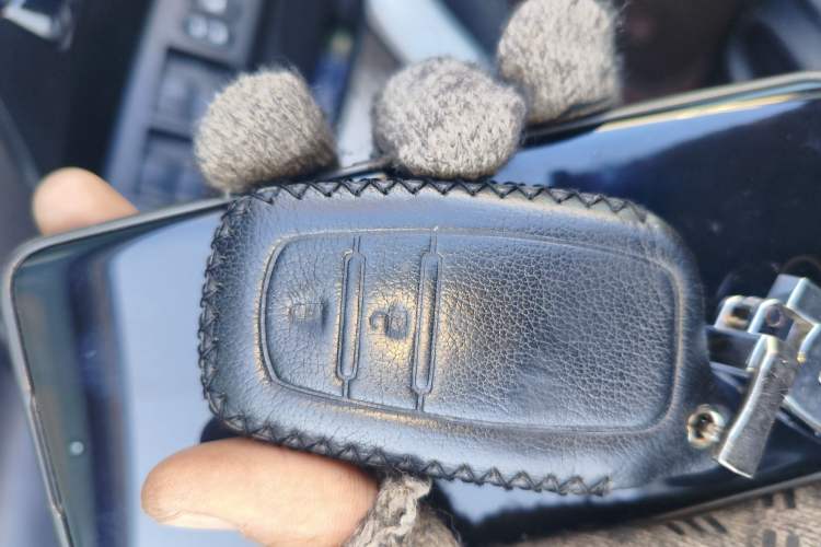 Used Toyota RAV4 2016 2.0L CVT 4x4 New Edition China V Standard