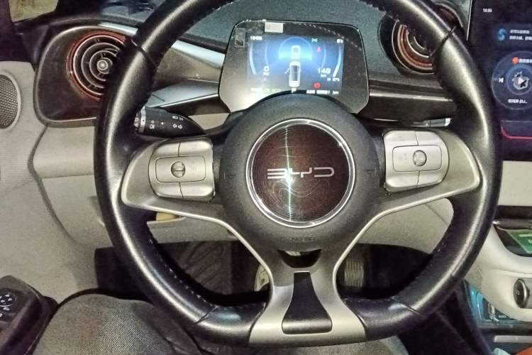 Used BYD Dolphin 2021 405 km Fashion Edition