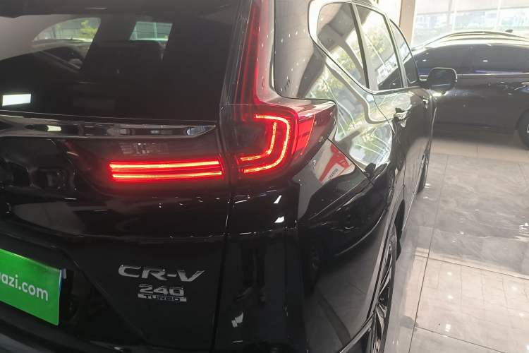 Used Honda CR-V 2021 240TURBO CVT 2WD Fashion Edition