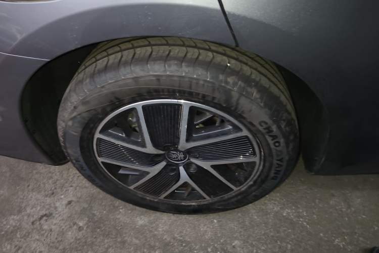 Used BYD Qin L 2025 DM-i Smart Drive 120KM Superior Model