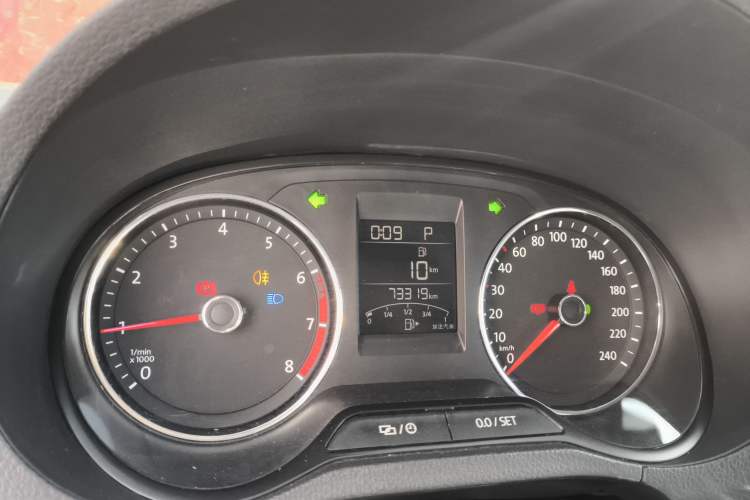 Used Volkswagen Polo 2016 1.6L Automatic Comfort Model