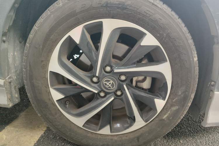 Used Toyota IZOA 2018 2.0L Yichi Edition China V Standard
