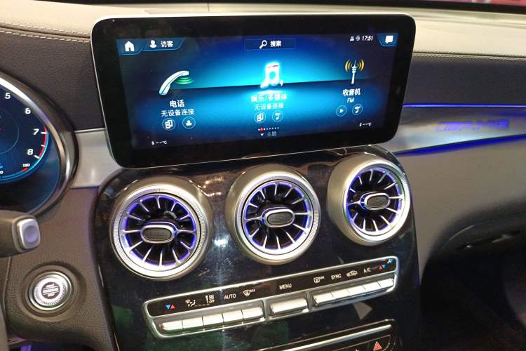 Used Mercedes-Benz GLC 2020 Facelifted GLC 260 L 4MATIC Dynamic Edition
