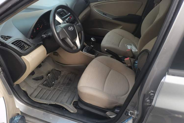 Used Hyundai Verna (older generation) 2014 1.4L Manual Fashion GS Model