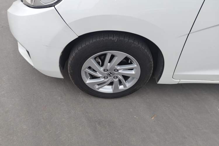 Used Honda Fit 2016 1.5L SES CVT Fashion Sunroof Edition
