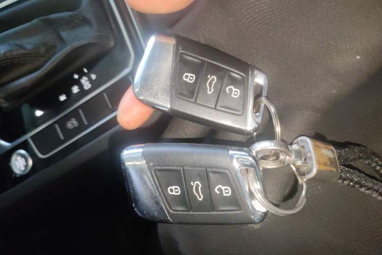 Used Volkswagen Magotan 2019 330TSI DSG Luxury Version China VI Standard
