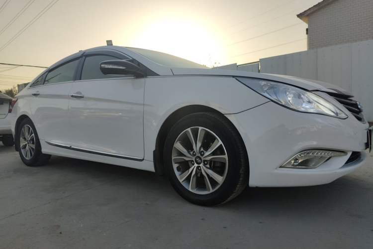 Used Hyundai Sonata 2014 2.4L Automatic Leading Edition China IV Standard
