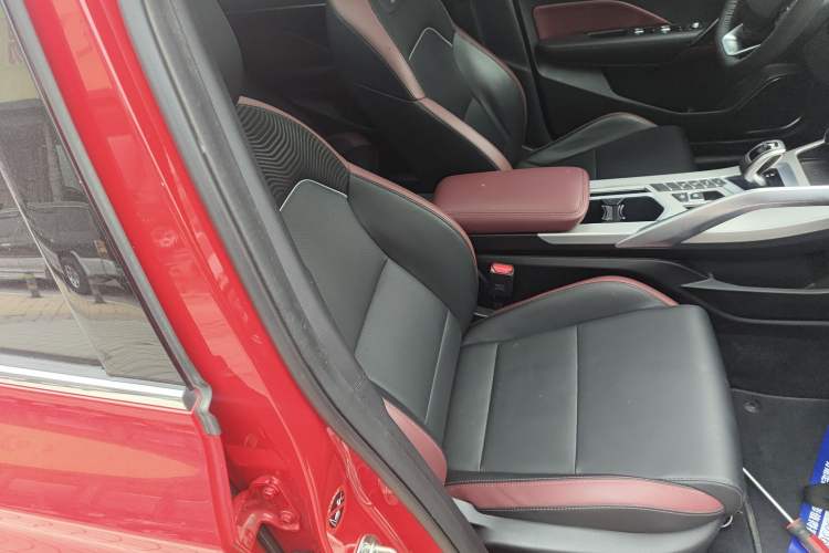 Used Geely Auto Coolray 2019 260T DCT Knight China VI Standard
