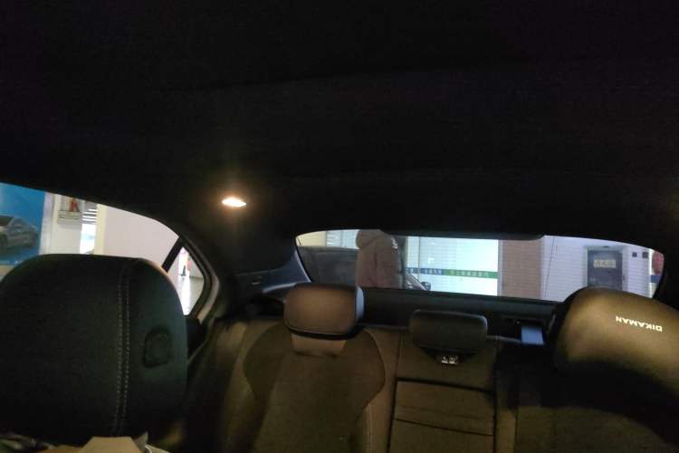 Used Mercedes-Benz A-Class 2022 Revised Version A 200 L Sport Sedan Fashionable Style
