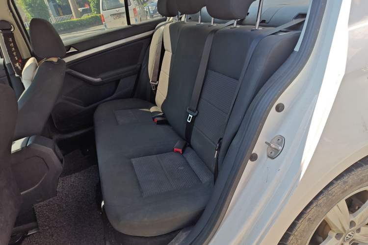 Used Volkswagen Lavida 2018 Classic 1.5L Automatic Fashion Edition China VI Standard
