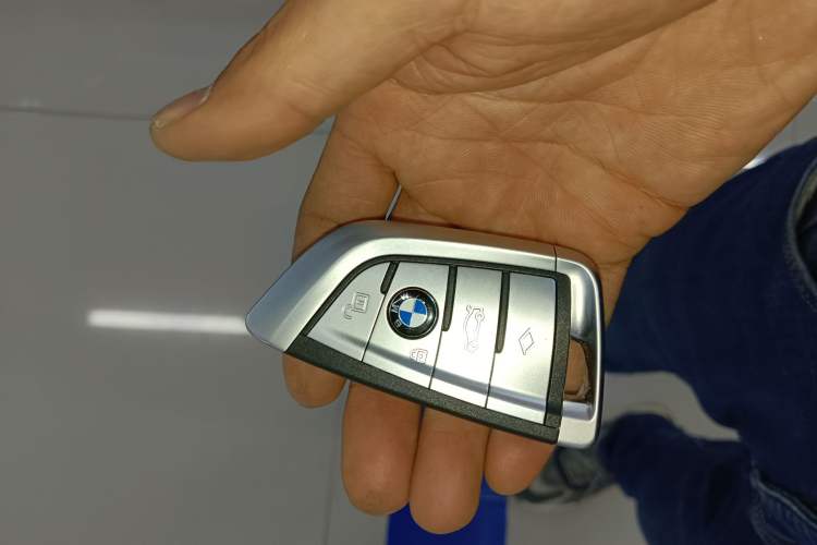 Used BMW 5 Series 2022 Second Facelift 530Li Leading Edition M Sport Package
