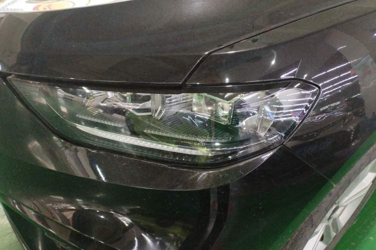 Used Wey VV5 2020 1.5T Two-Wheel Drive Color Pioneer