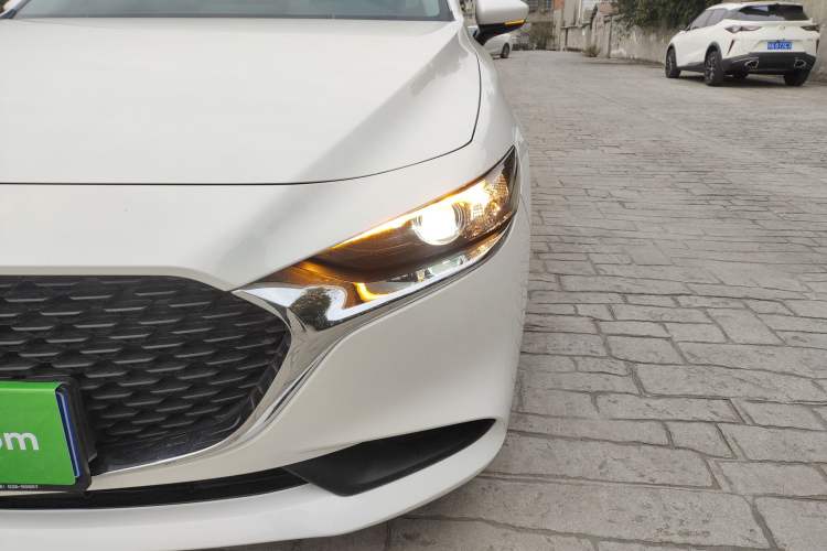 Used Mazda Mazda 3 Axela 2022 2.0L Automatic Zhiqing Edition