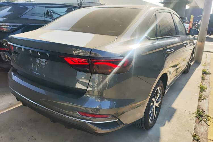 Used Geely Auto Emgrand 2022 4th Generation 1.5L CVT Elite Model
