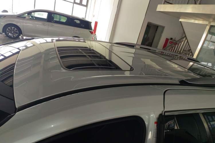 Used Toyota Granvia 2022 2.5L Hybrid Flagship Edition