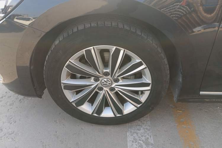 TDK.VehicleDetails.img