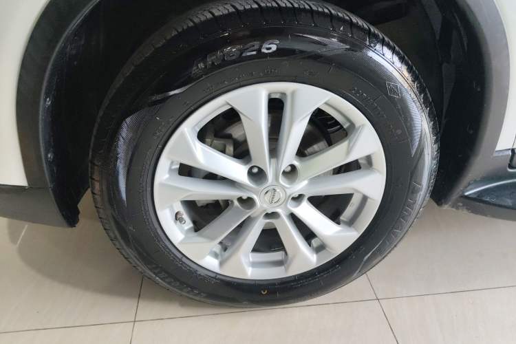 Used Nissan X-Trail 2015 2.0L CVT Comfort MAX Edition 2WD