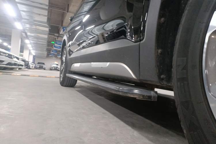 Used Hyundai Santa Fe 2023 Traveler 380T GDi Automatic Two-Wheel Drive LUX Prestige Edition