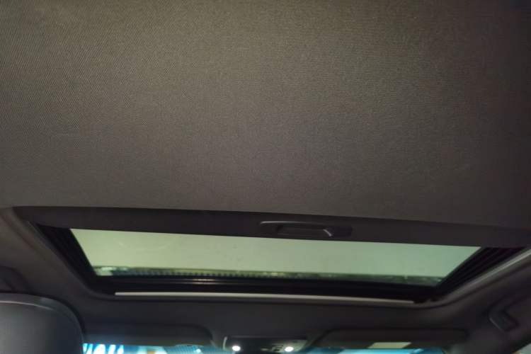 Used Toyota Avalon 2022 Dual-Engine 2.5L Luxury Edition
