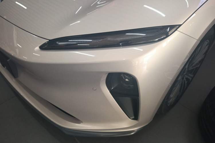 Used Nio ET5T 2023 75 kWh Touring