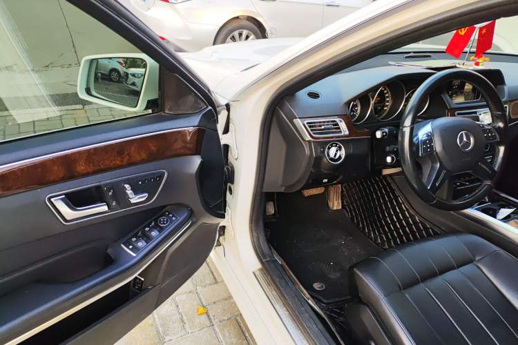 Used Mercedes-Benz E-Class 2015 Revised E 260 L
