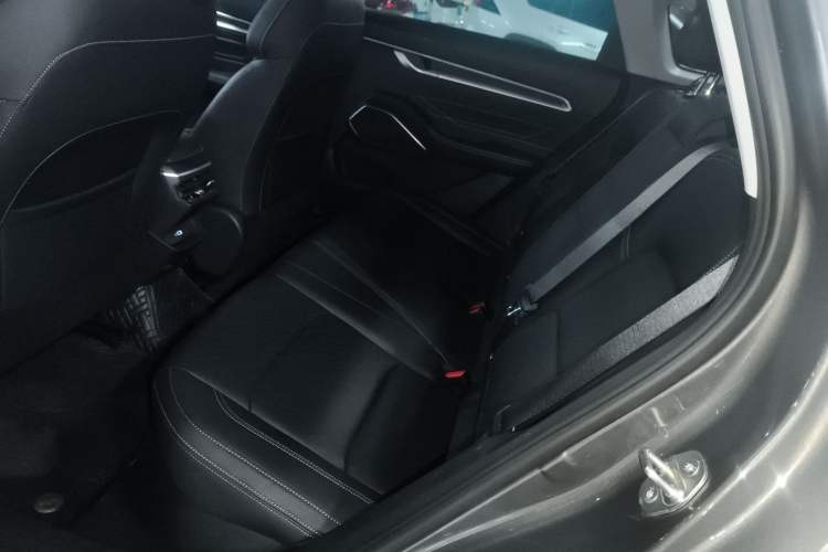 Used Geely Auto Emgrand 2023 4th Generation Champion Edition 1.5L CVT Prestige Model
