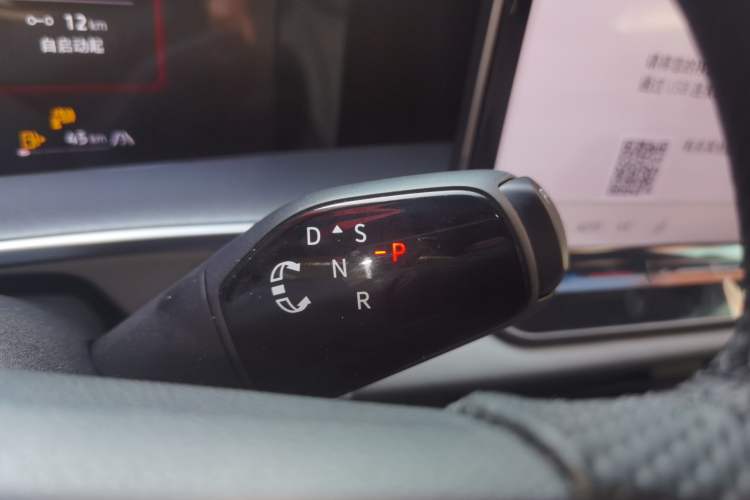 Used Volkswagen Tayron 2025 Tharu L 330TSI Two-Wheel Drive Elite City Package
