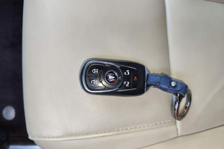 Used Buick GL8 2023 ES Lu Zun Deluxe Model